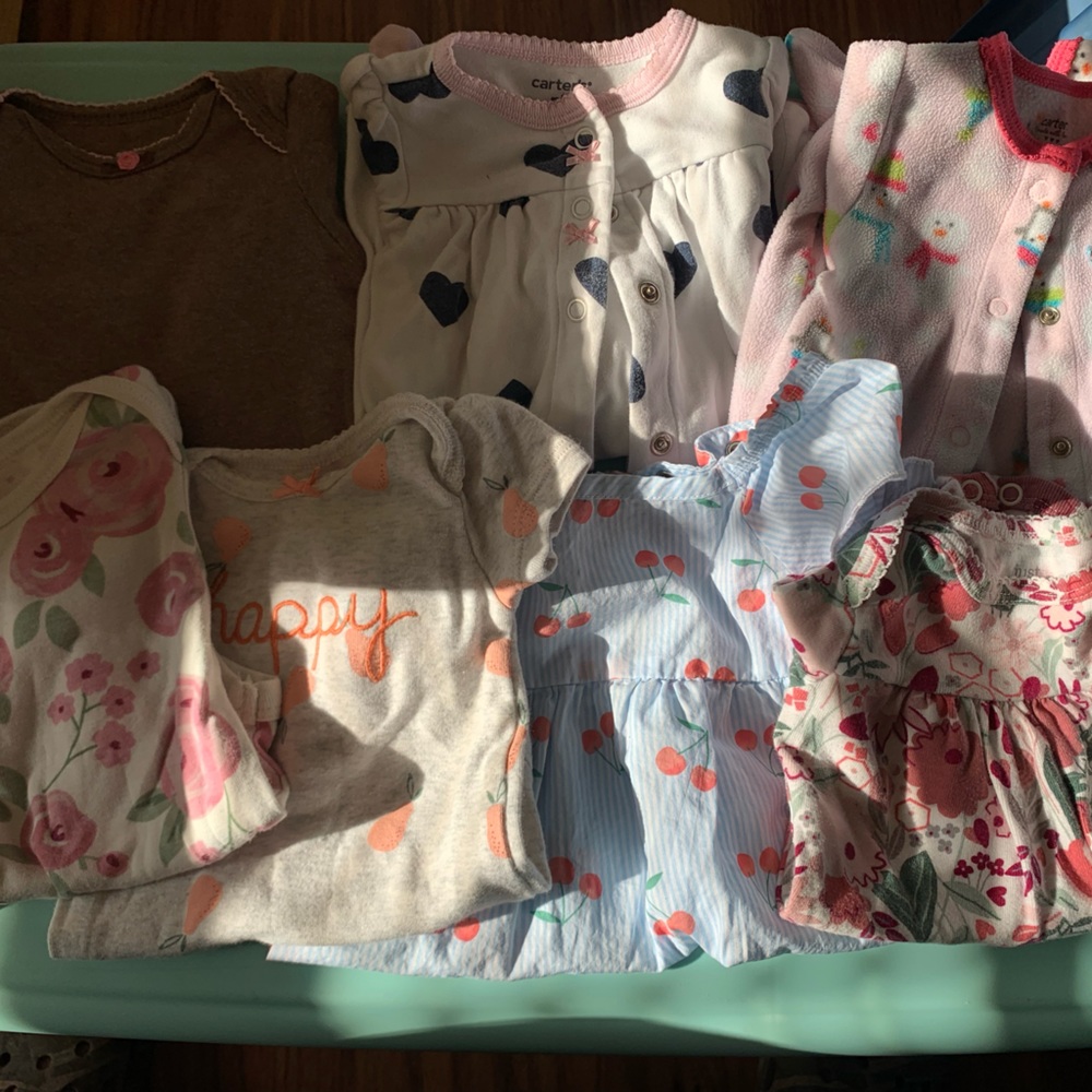 Baby girl clothes, swaddles, and car seat cover. - Picture 5 of 6